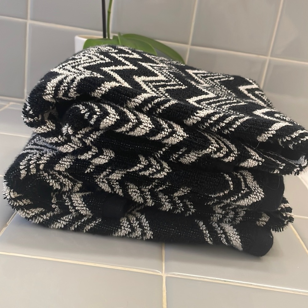 Missoni Keith hand towels